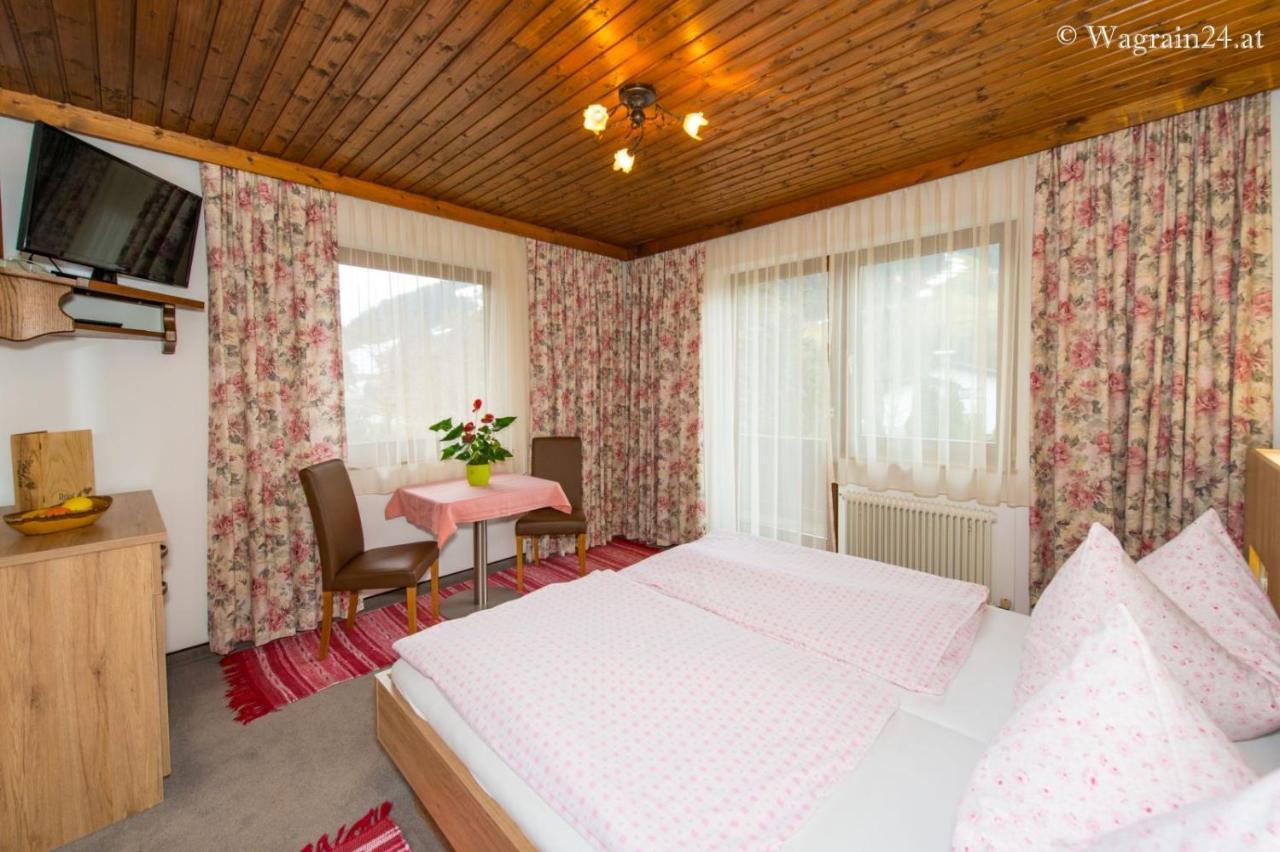 Pension Montana Ваграйн Экстерьер фото